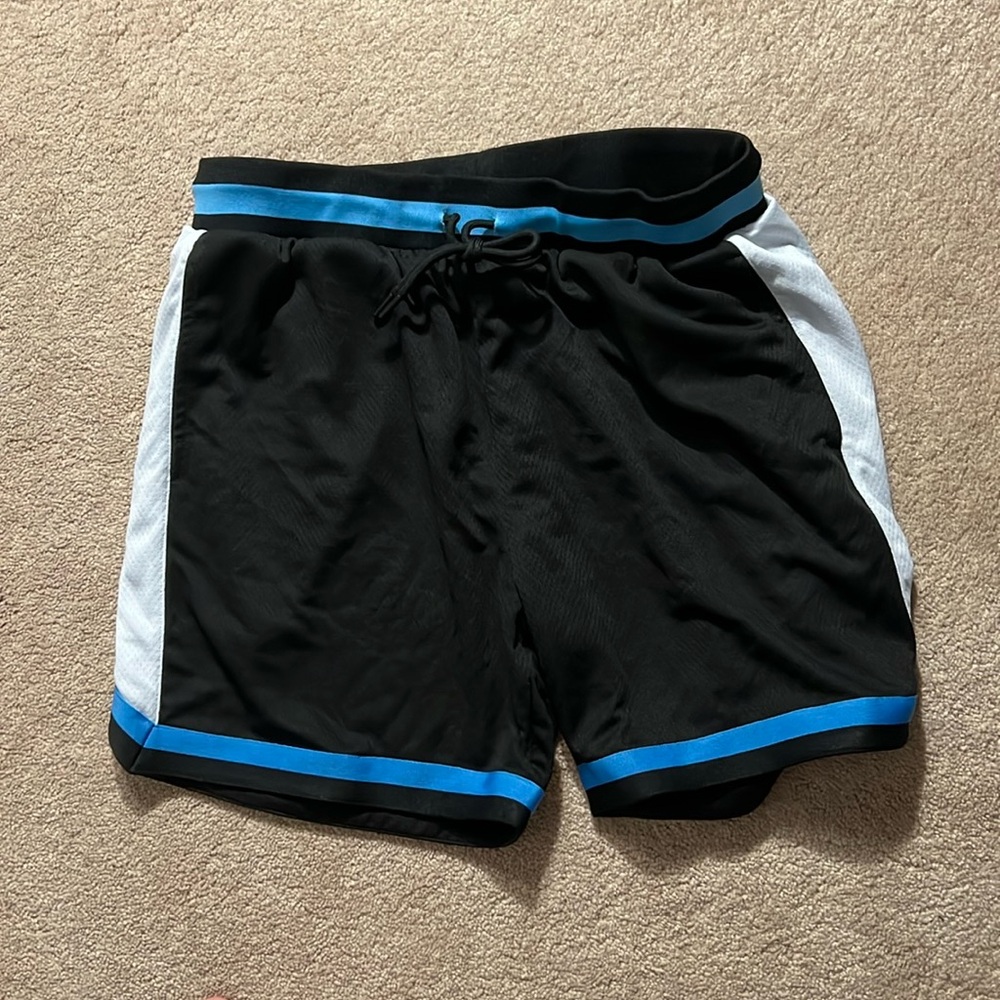 Iron Willed Court Shorts XL